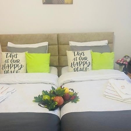 Spacious 2 Bedrooms In The Center Of Erevan Exterior foto