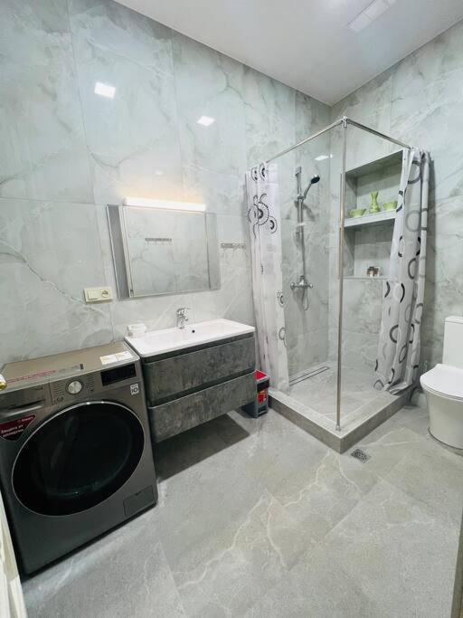 Spacious 2 Bedrooms In The Center Of Erevan Exterior foto