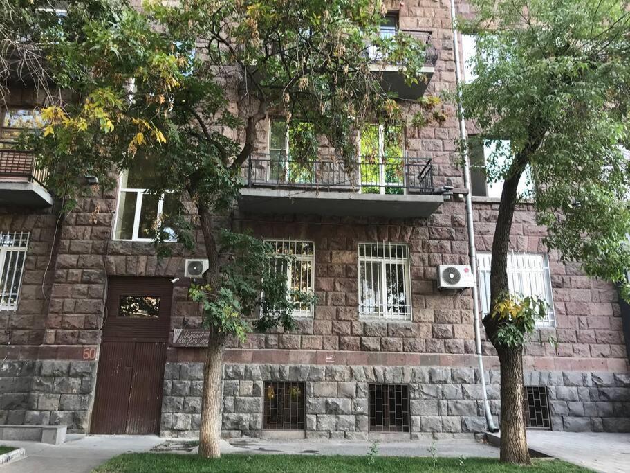 Spacious 2 Bedrooms In The Center Of Erevan Exterior foto